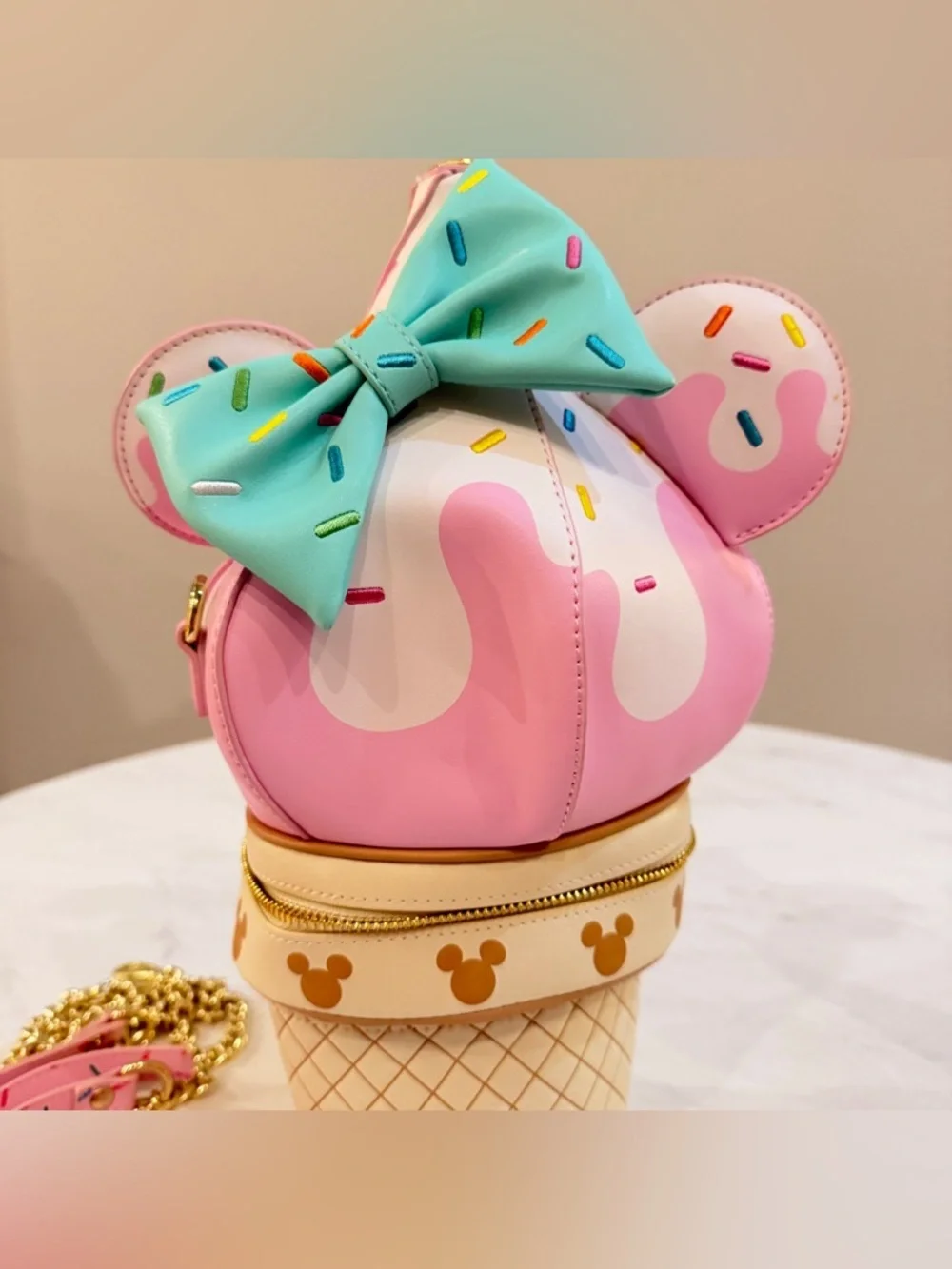NEW Loungefly Stitch Shoppe Disney Minnie Soft Serve Ice Cream Crossbody Bag - Picture 15 of 16